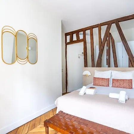 Apartment 2 Two Bedrooms Champs Elysees Arc De Triomphe Ac